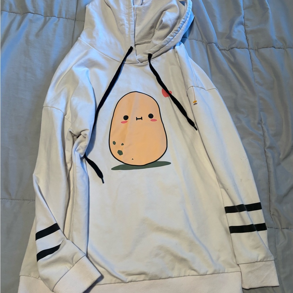 White and Black Sweatshirt